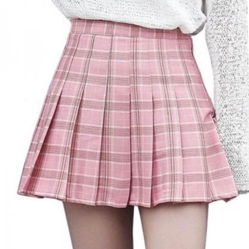 Plaid pink skirt clueless preppy look